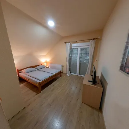 Appartamento Crvena Jabuka Kljuc