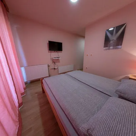 Crvena Jabuka * Kljuc