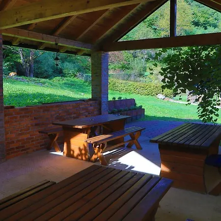 Crvena Jabuka Apartment