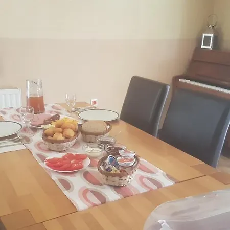 Crvena Jabuka * Kljuc