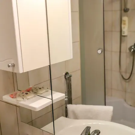 Crvena Jabuka Apartment *