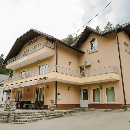 Crvena Jabuka Апартаменты Kljuc