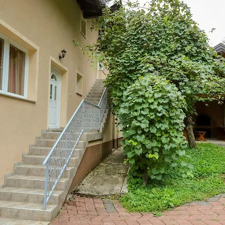 Crvena Jabuka Apartament *