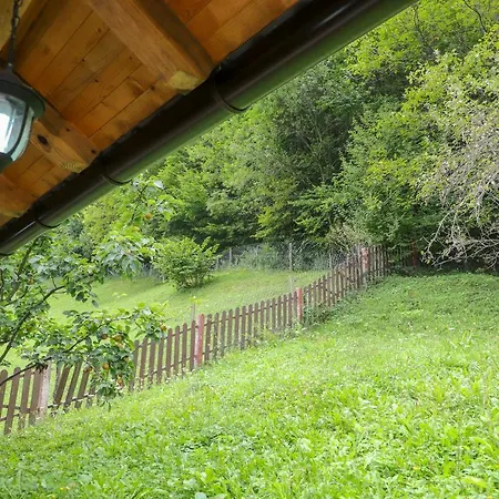 Crvena Jabuka * Kljuc