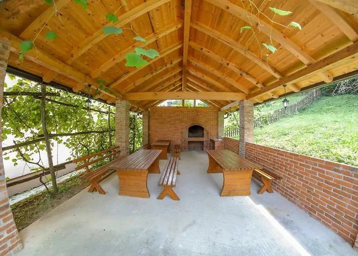 Crvena Jabuka Apartamento